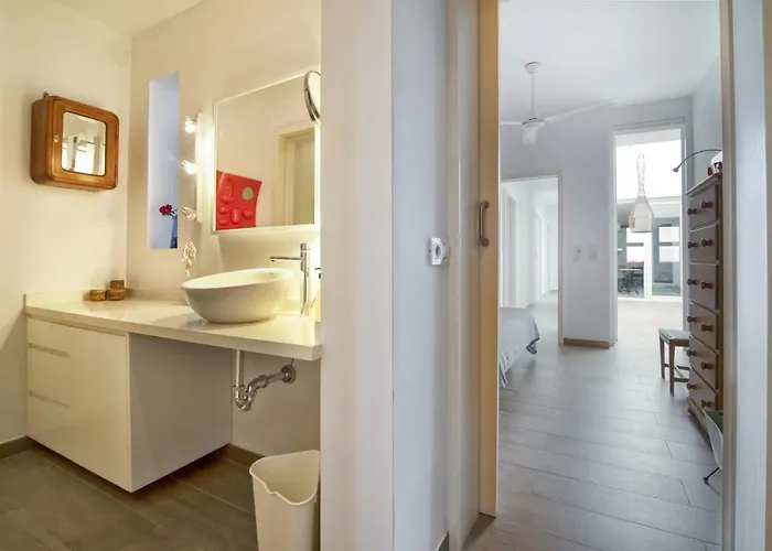 公寓 Marina Oceanfront House *