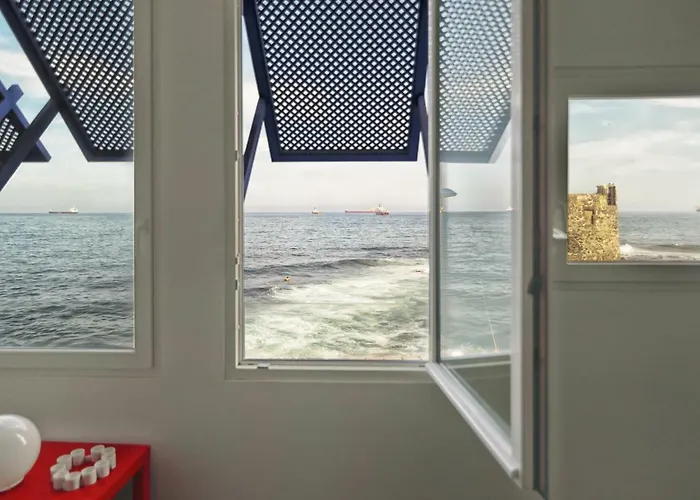 Marina Oceanfront House 公寓 *