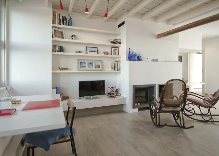 Marina Oceanfront House