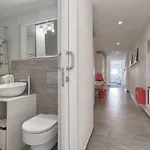 Marina Oceanfront House Appartement *