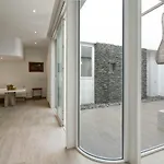 Appartement Marina Oceanfront House