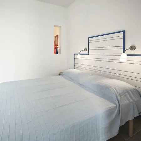 Апартаменты Marina Oceanfront House