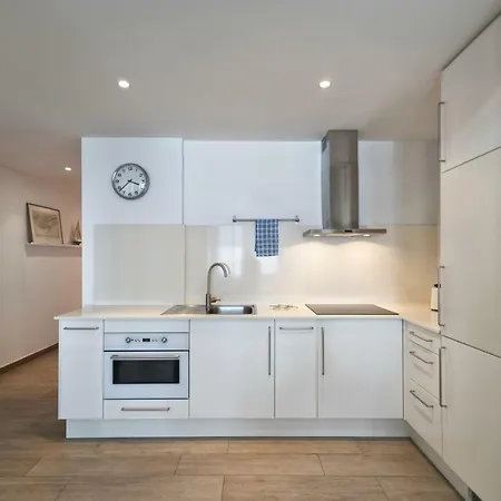 Marina Oceanfront House Apartment