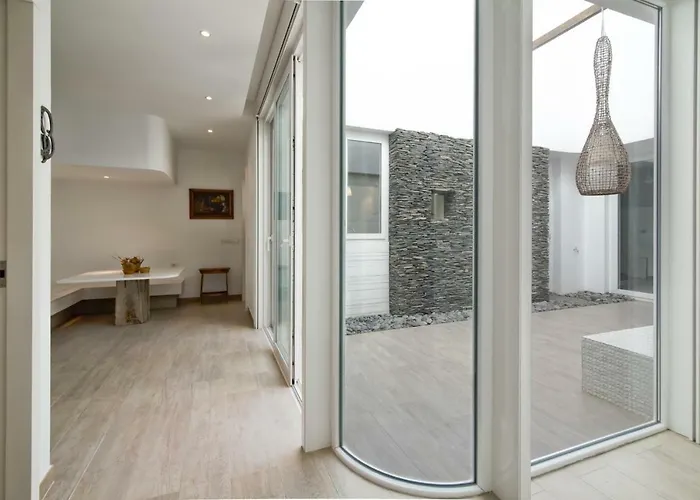 Apartament Marina Oceanfront House